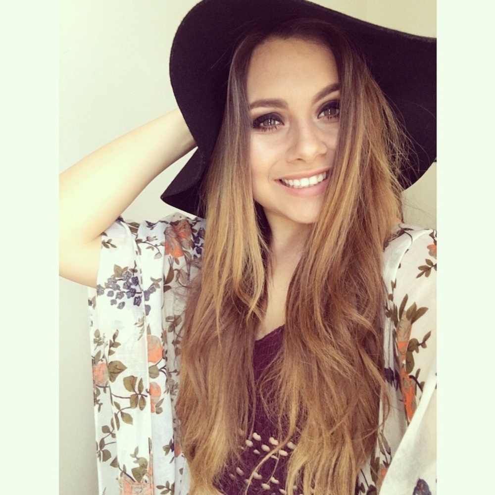 Meet your Posher, Samantha